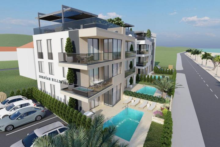 Zadar, Sukošan, predivan penthouse s krovnom terasom, prvi red uz more, NKP 104, 04 m2