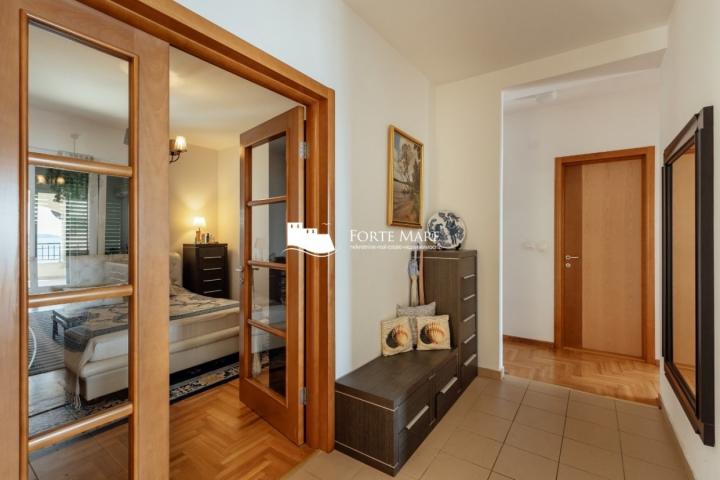 Apartment for sale in Herceg Novi, Savina area