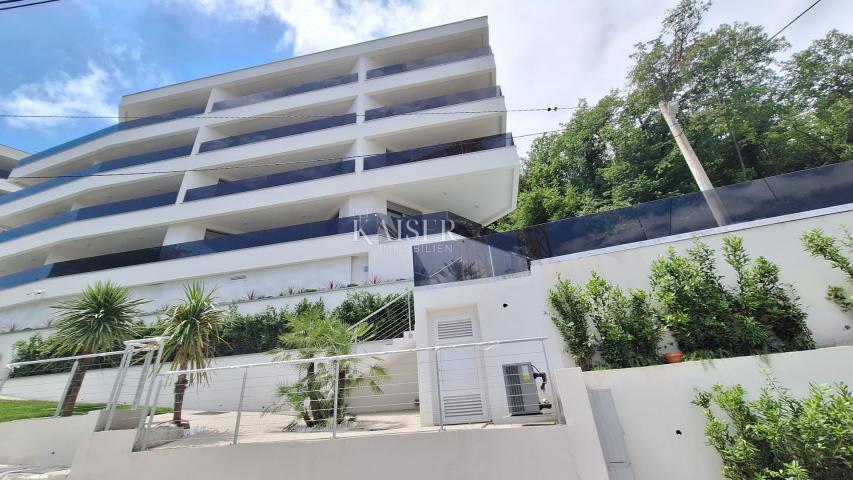 Flat Opatija, 261,39m2