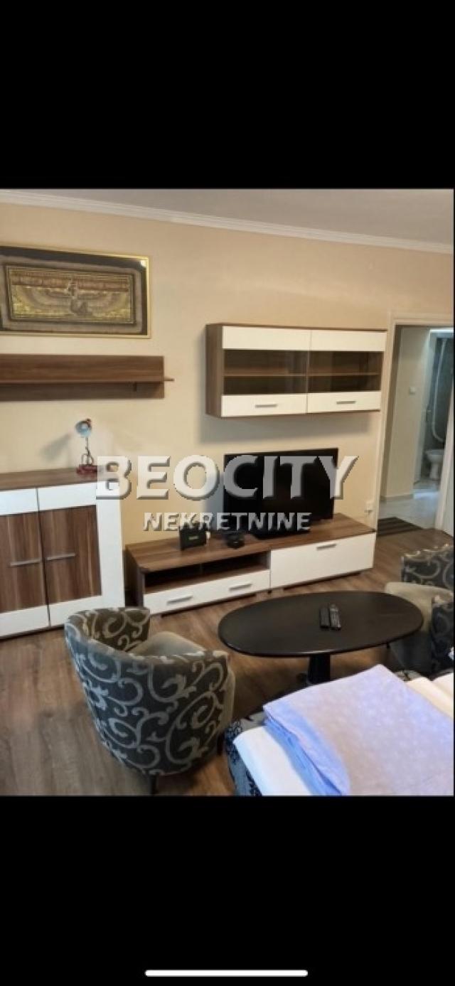 Novi Sad, Centar, Maksima Gorkog, 2. 5, 60m2, 800EUR