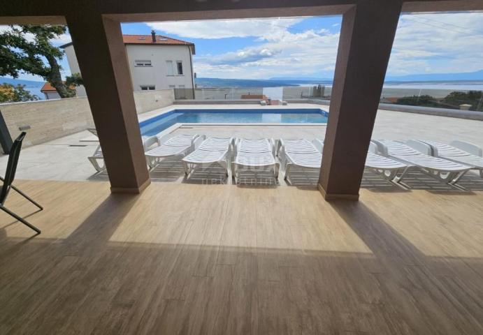 CRIKVENICA - a beautiful house of 270 m2 with a swimming pool in a great location