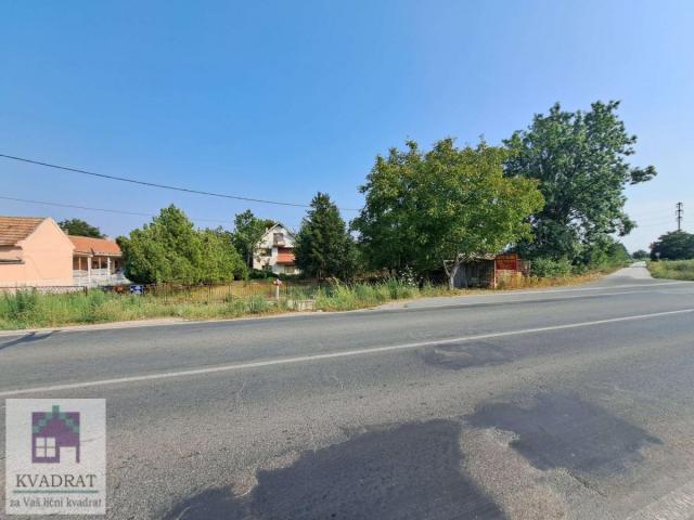 Kuća, Seosko domaćinstvo sa kućom 150 m2 , 1, 88 ha -Veliko polje, Obrenovac - 200. 000€