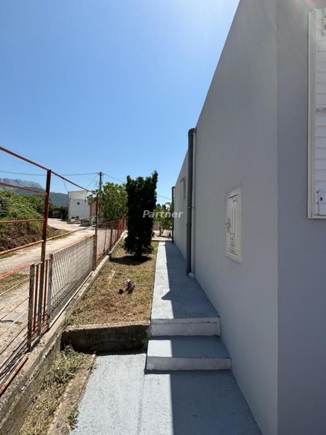 Haus in Susanj mit Blick auf das Meer