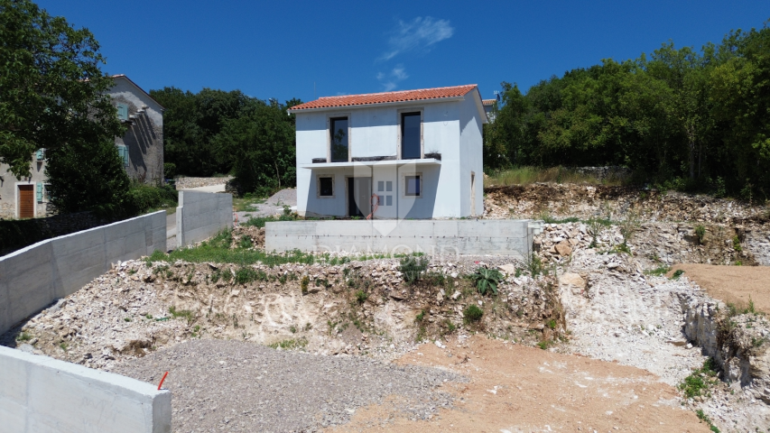 Labin, okolica, renovirana kuća s pogledom na more