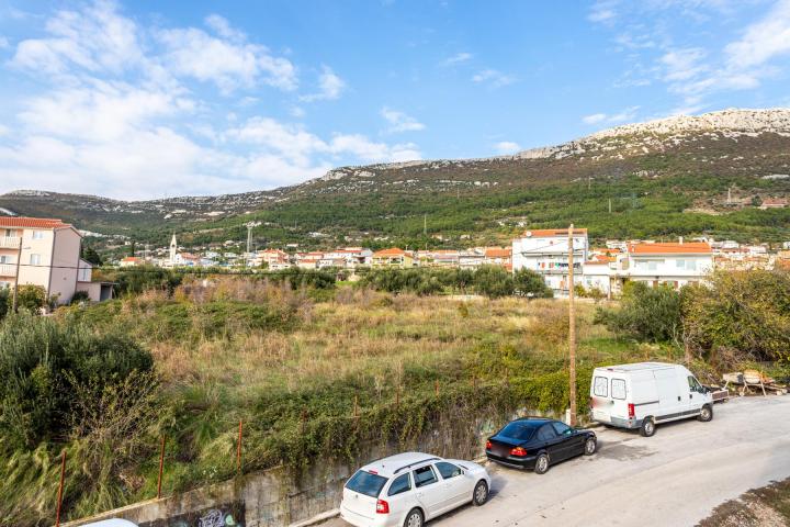 Kaštel Stari, odlično građevinsko zemljište 690 m2