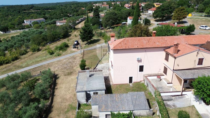 Barban, okolica, kuća sa neometanim pogledom na more 