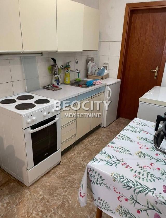 Novi Sad, Nova Detelinara, Trg majke Jevrosime, 2. 0, 67m2, 130000EUR