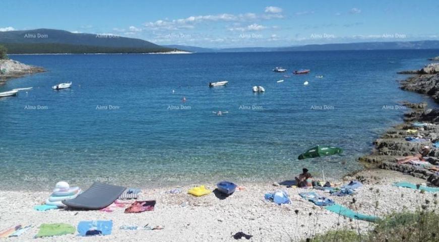 Građevinsko zemljište Prodaje se građevinsko zemljište, blizu Marčane