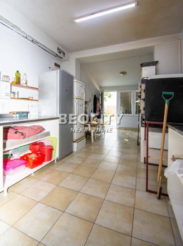 Čukarica, Bele vode, Momcila Čedica, 0. 5, 32m2, 80000EUR