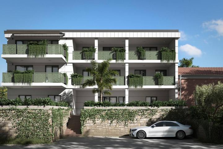 Novigrad, stan 500 m od mora, parking, S8