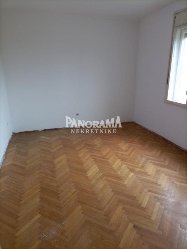 Meljak kuća PR+2+PtK od 400m2, na 15 ari placa ID#2428