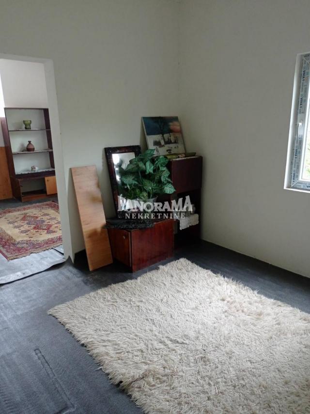 Kuća Meljak-centar Po+Pr+1 na 7a ari placa, uknjižena ID#3097