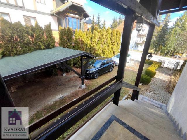 Kuća 423 m², 10 ari, Zlatibor – 520 000 € (ODLIČNA LOKACIJA)