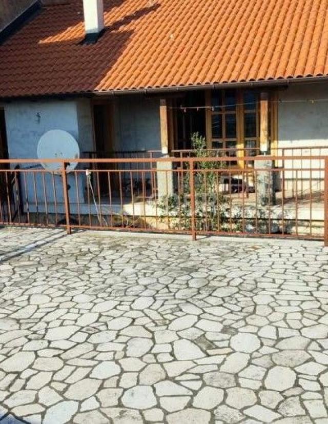 Haus Grižane-Belgrad, Vinodolska Općina, 135m2