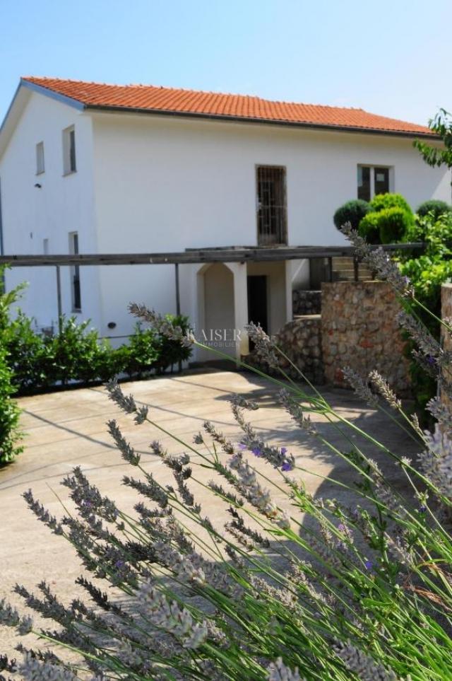 Rabac - Haus mit mehreren Wohneinheiten und Panoramablick auf das Meer, 368 m2