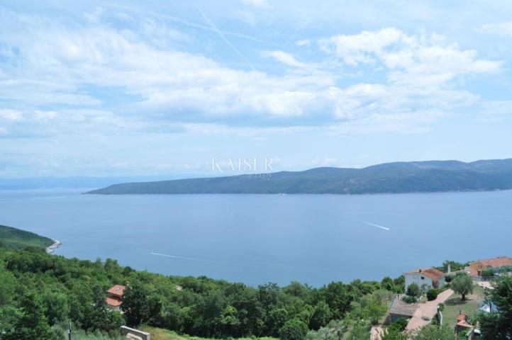 Rabac - Haus mit mehreren Wohneinheiten und Panoramablick auf das Meer, 368 m2