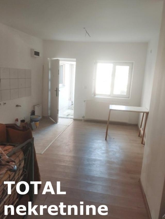 1. 5 Jednoiposoban stan NOVI SAD, 61800€