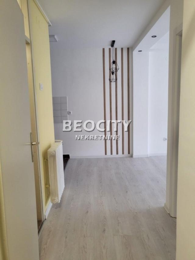 Novi Sad, Nova Detelinara, Dr Đorđa Joanovića, 1. 5, 36m2, 76000EUR