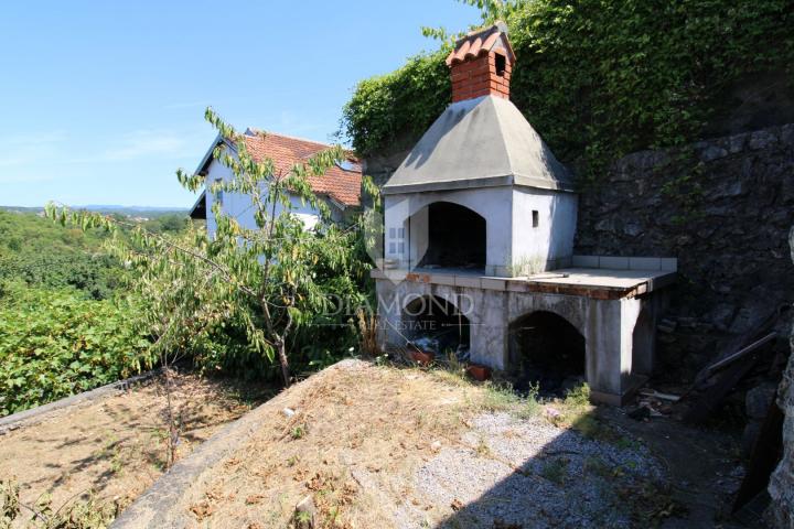 Viškovo, obiteljska kuća s dva stana