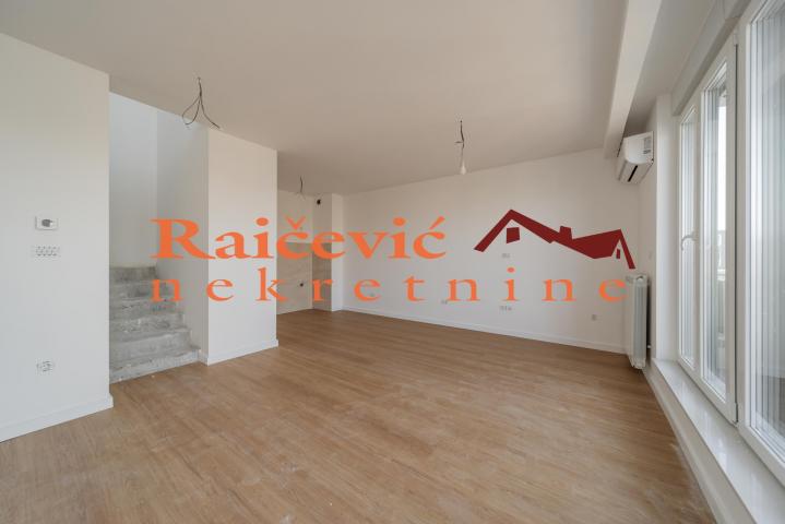 VOZDOVAC DUSANOVAC 124m2 , 2T , 333990e