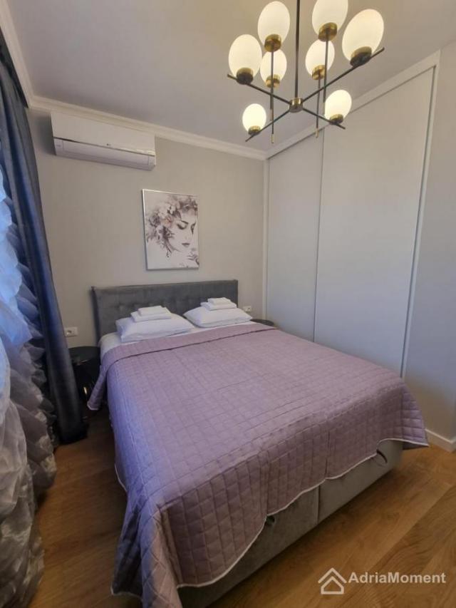 1-soban apartman u Allure hotelu - Budva crntar