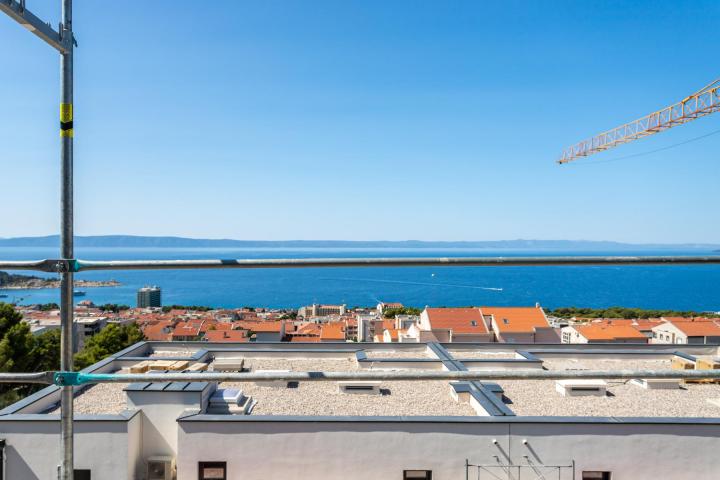 Makarska, penthouse s prostranom terasom i pogledomNKP 105, 56 m2