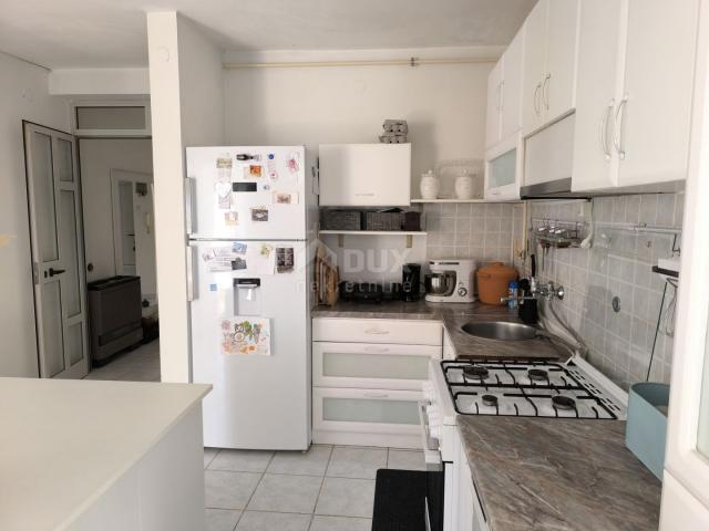 ISTRIA, PULA - 3BR+DB apartment in Šijana 96 m2 - SEA VIEW!!