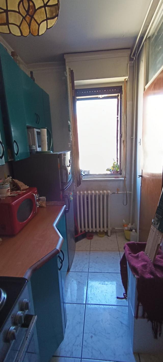 MLADENOVAC MLADENOVAC 69m2 , T , 68000e