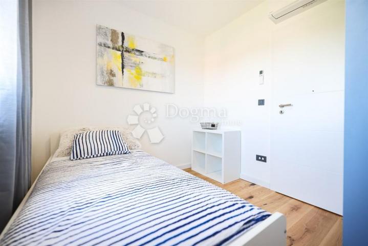 Flat Stanovi, Zadar, 94m2