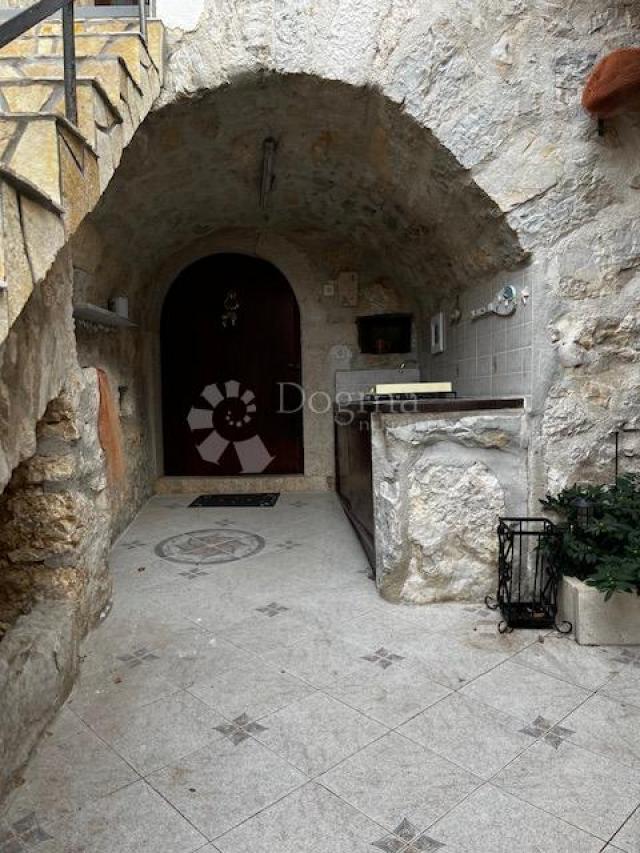 Haus Tribalj, Vinodolska Općina, 170m2