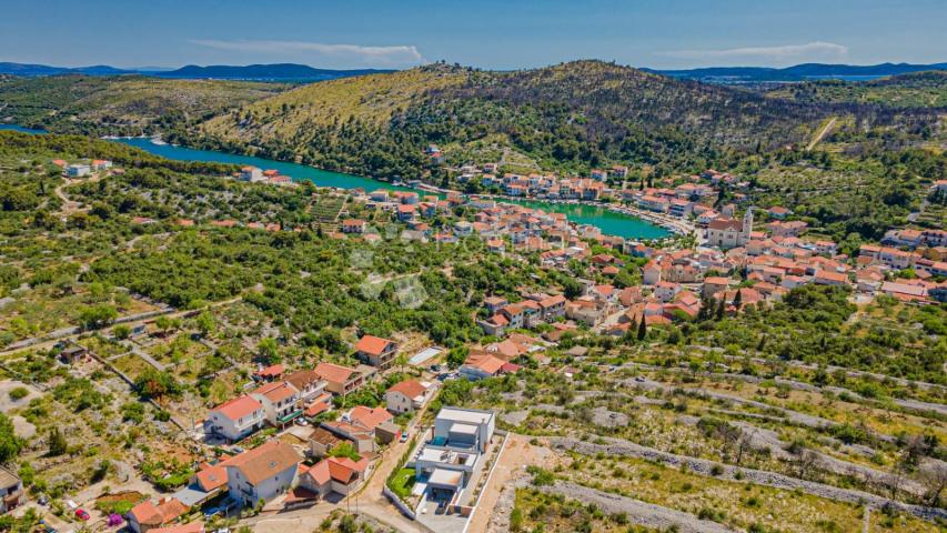 Haus Zaton, Šibenik - Okolica, 272m2