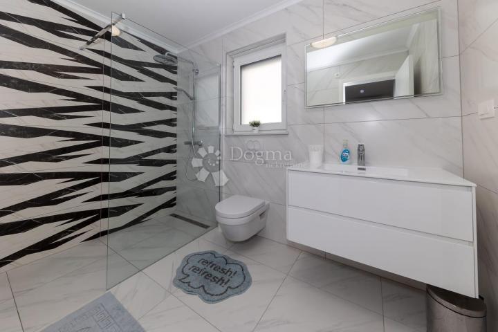 Apartment Crikvenica, 144,18m2