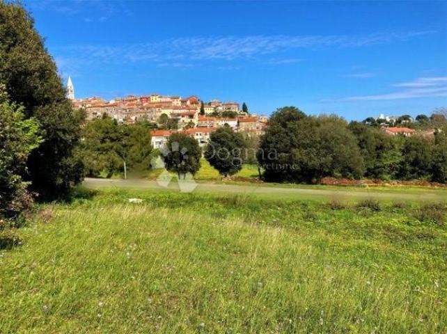 Građevinsko zemljište sa prekrasnim pogledom 