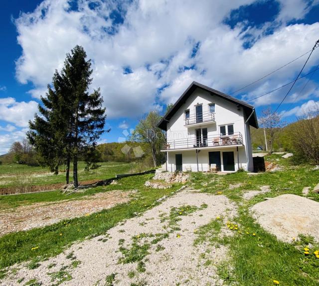 Obiteljska kuća Tuk Mrkopaljski