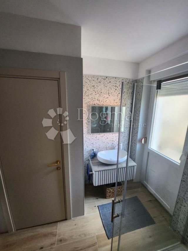 Flat Potok, Rijeka, 103m2