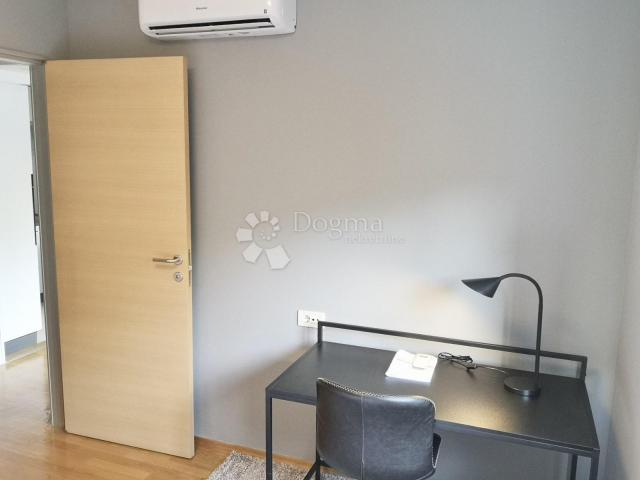 Flat Potok, Rijeka, 59m2