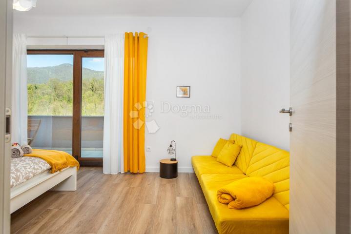 Flat Veprinac, Opatija - Okolica, 104m2