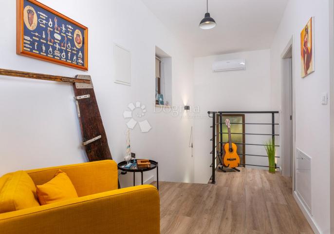 Flat Veprinac, Opatija - Okolica, 104m2