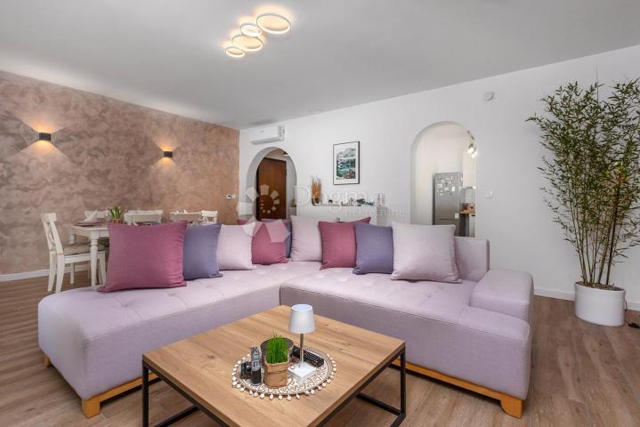 Flat Veprinac, Opatija - Okolica, 104m2