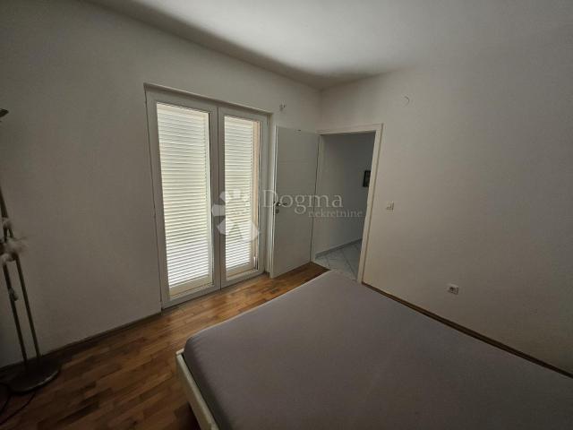 Flat Pješčana Uvala, Medulin, 85m2