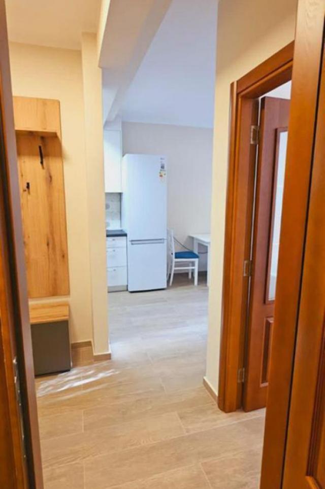 Apartman sa terasom u slikovitom kompleksu Adriamontenegro