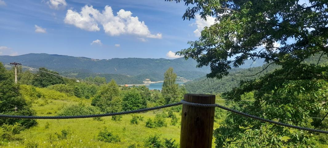 Prodajem kucu planina Tara jezero Zaovine