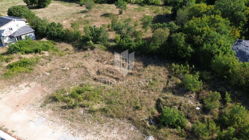 Labin, građevinsko zemljište u blizini mora  