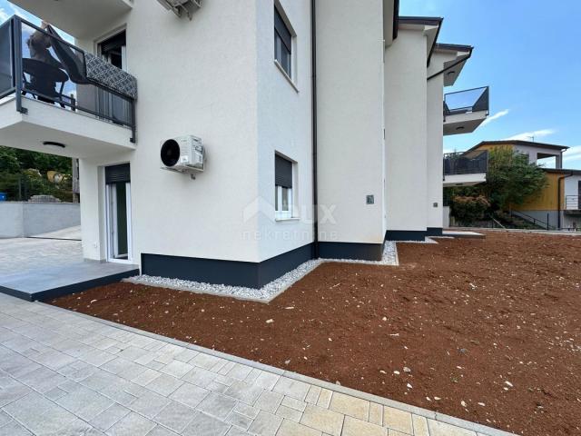 VIŠKOVO, MARČELJI - apartment with garden and view in a quiet location