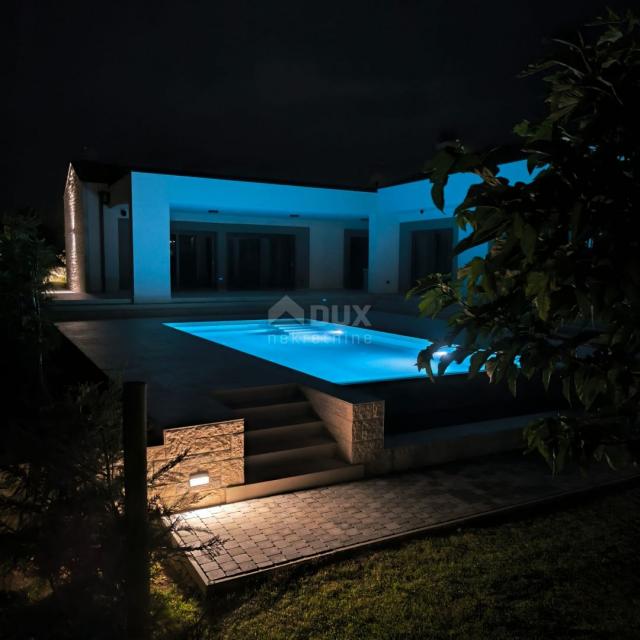 ISTRIA, ROVINJ - Modern single-storey villa surrounded by nature