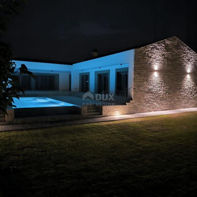 ISTRIA, ROVINJ - Modern single-storey villa surrounded by nature