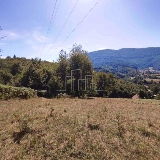 Zemljište 2800m2 Hadžići Ušivak