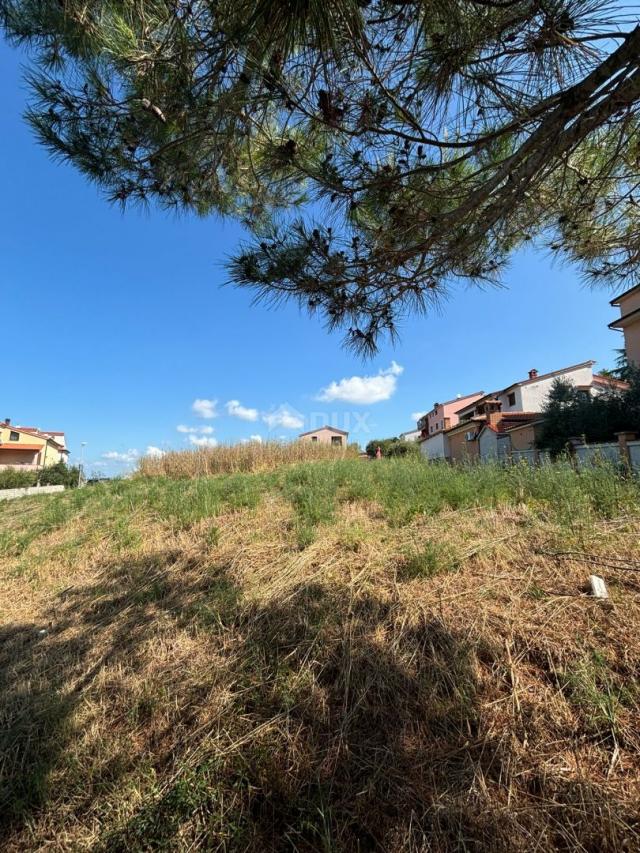 PULA, VELI VRH - Excellent building site in a rare location! BUILDING/FAMILY HOUSE!