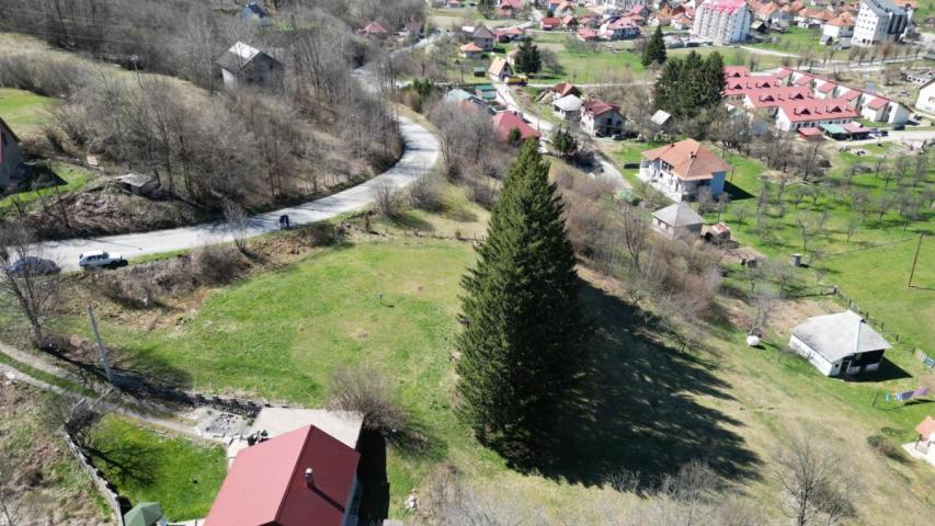 Plot of 3500m2 in Kolašin, 1 km from Town Center and Ski Resorts