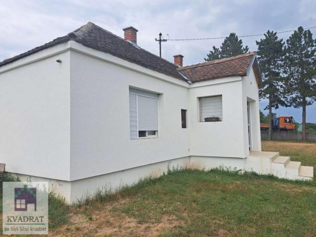 Kuća, seosko imanje , 48 m2, 2, 3 ha  , Banjani, Ub, 56. 000€